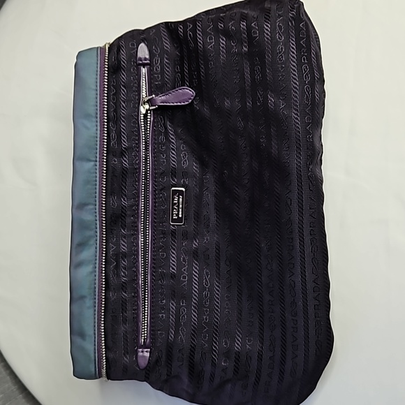 PRADA NYLON CLUTCH IN PURPLE - Picture 7 of 10